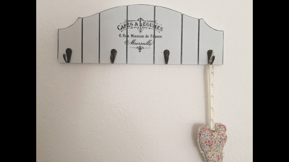 BB3FF2D2-33A0-41B3-9BAF-990637A315E8